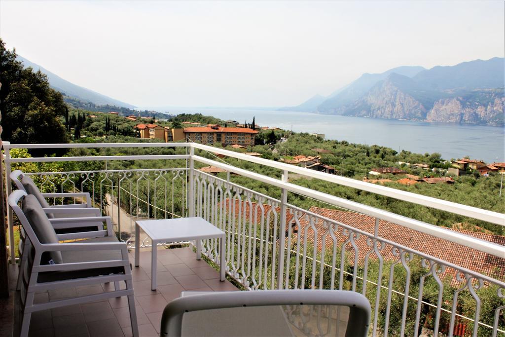Villa Arianna Panoramic Apartments Malcesine Kültér fotó