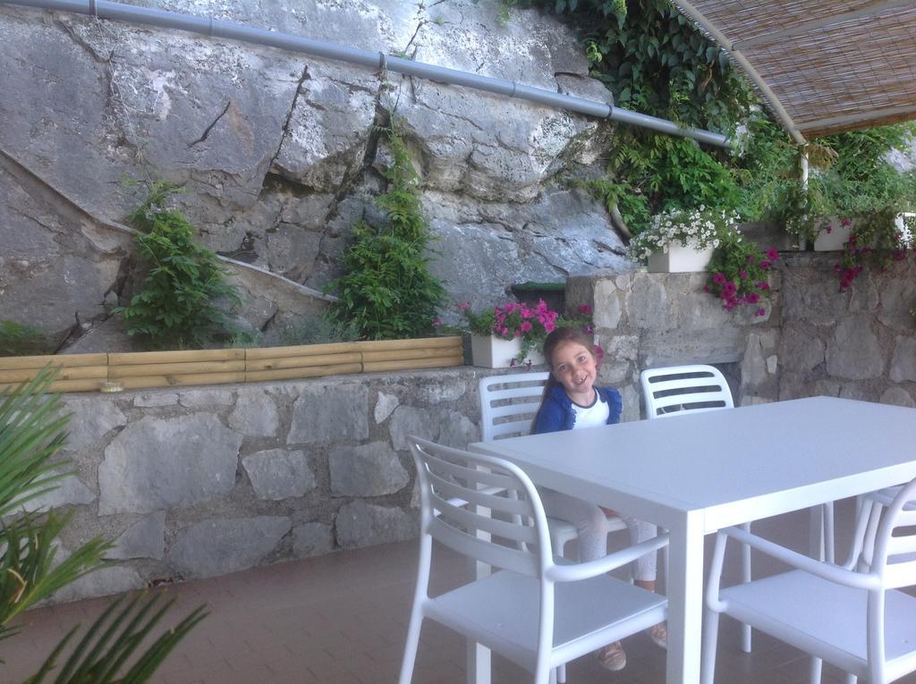 Villa Arianna Panoramic Apartments Malcesine Kültér fotó